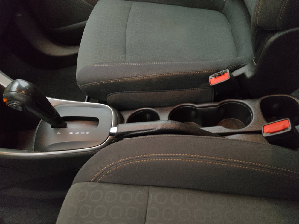 Used 2020 Chevrolet Trax LS FWD image 26