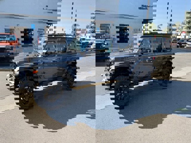 New 2026 Jeep Wrangler Unlimited Sport