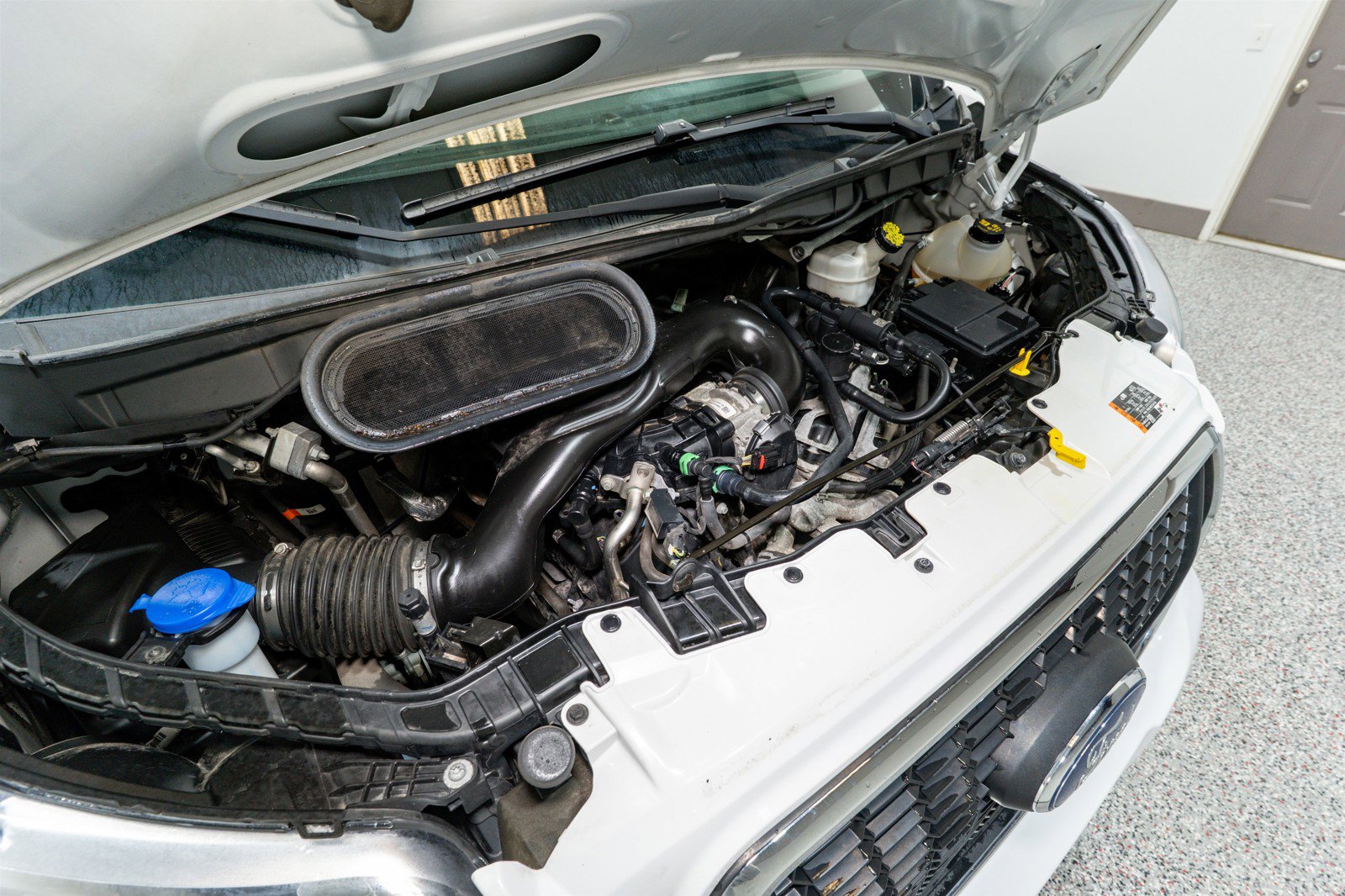 Used 2021 Ford Transit 350 XLT image 32