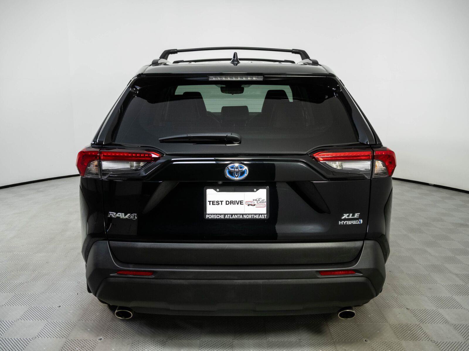 Used 2024 Toyota RAV4 XLE Premium AWD/4WD image 24