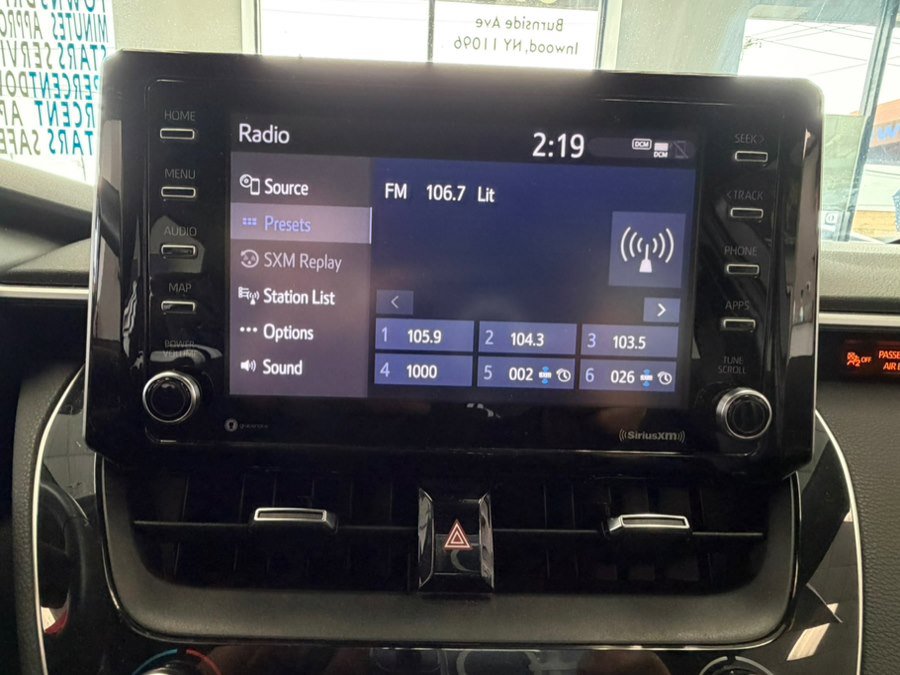 Used 2021 Toyota Corolla SE w/ Protection Package (TMS) FWD image 34