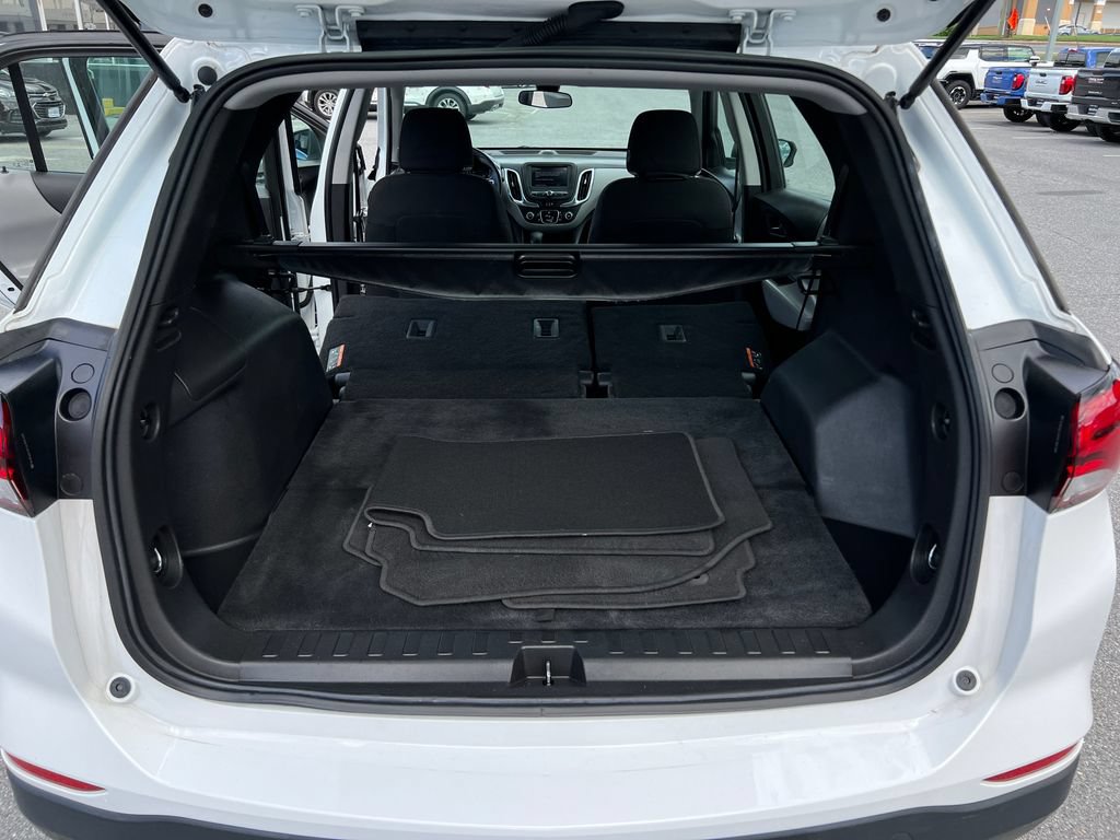 Used 2022 Chevrolet Equinox LS AWD/4WD image 19
