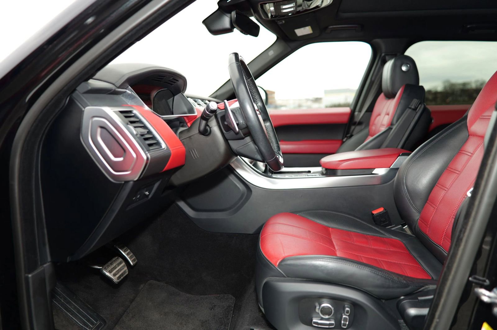 Used 2017 Land Rover Range Rover Sport Autobiography image 17