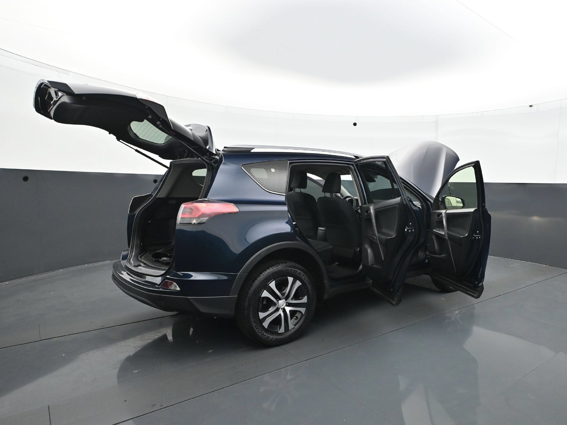 Used 2017 Toyota RAV4 LE w/ All Weather Liner Package FWD image 34