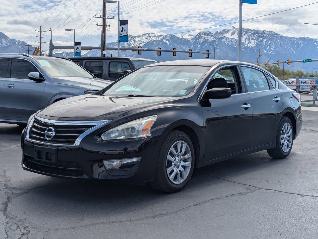 Used 2015 Nissan Altima 2.5 S w/ Power Driver Seat Package FWD image 9