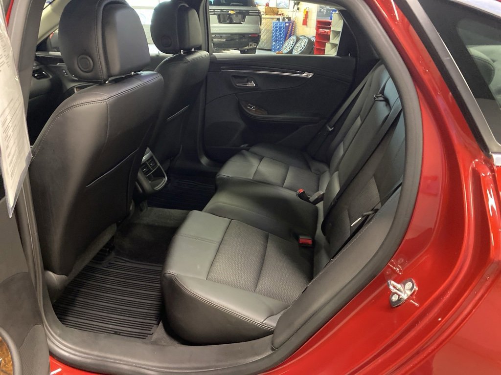 Used 2014 Chevrolet Impala LT image 11