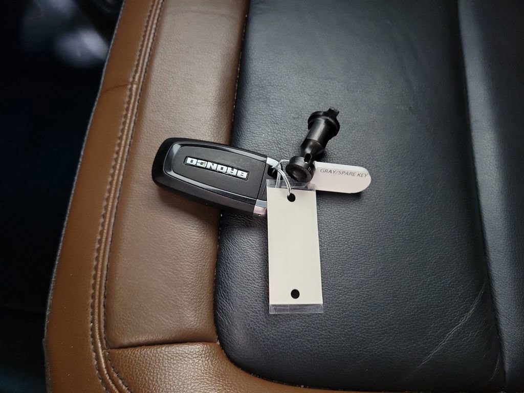 Used 2023 Ford Bronco Outer Banks AWD/4WD image 27