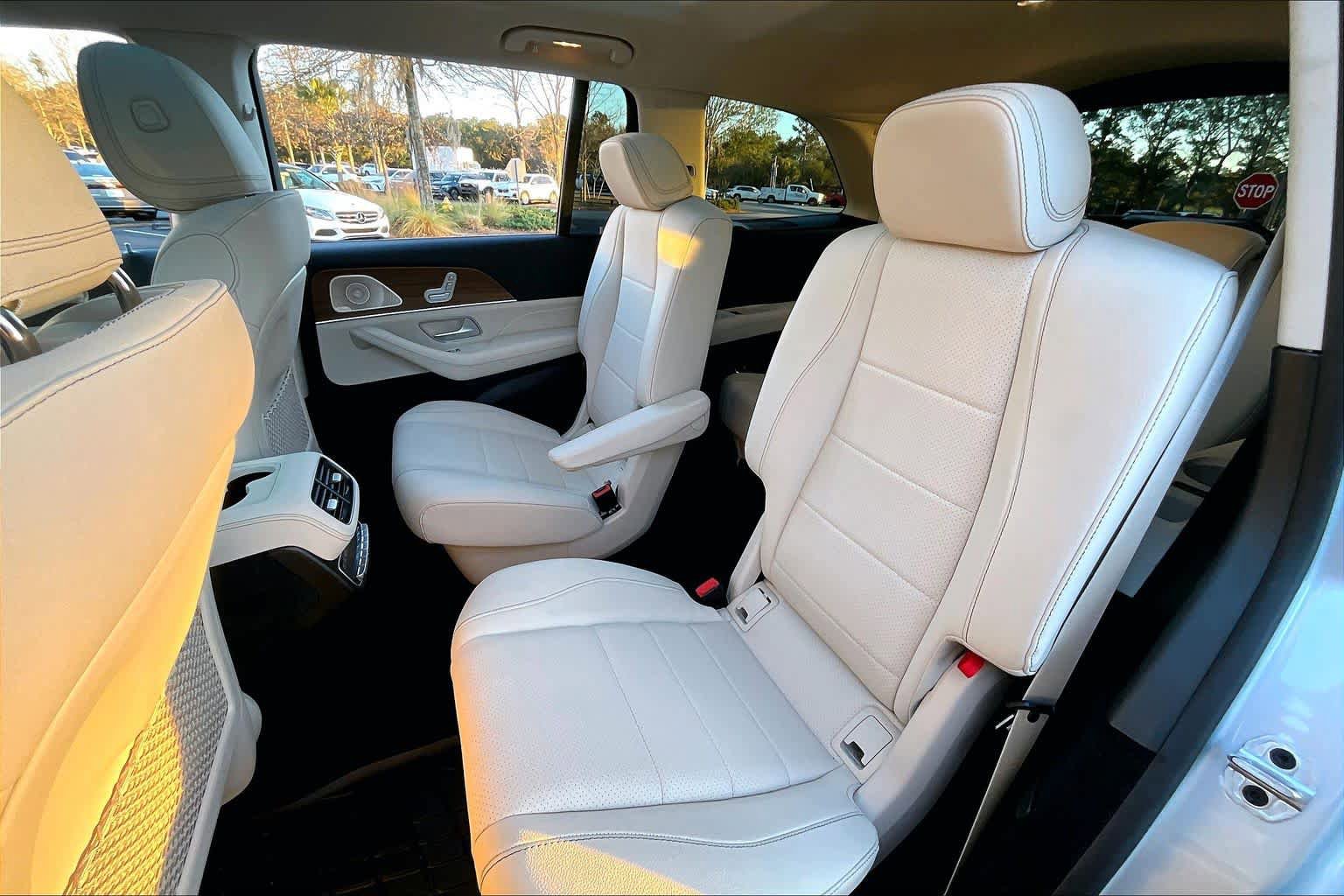 Used 2024 Mercedes-Benz GLS 450 4MATIC image 20