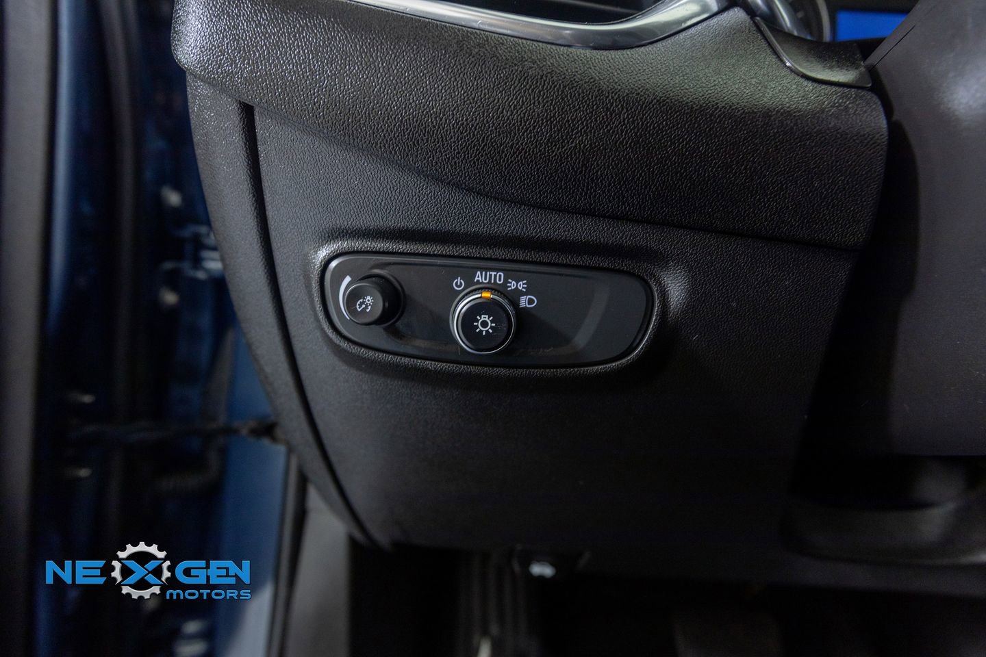 Used 2024 Chevrolet Equinox LT image 13