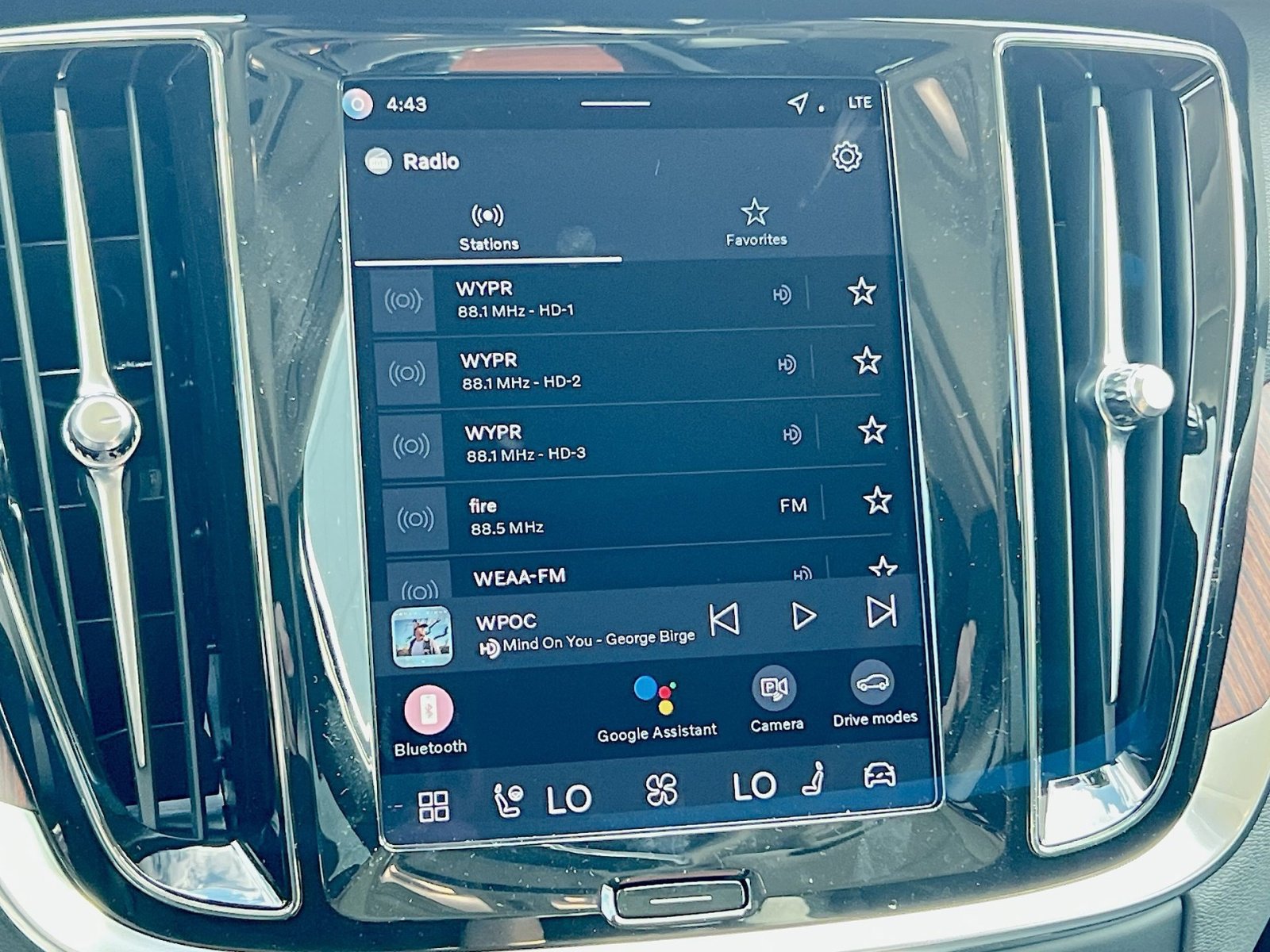 New 2026 Volvo V60 B5 Cross Country Plus w/ Protection Package Premier image 18