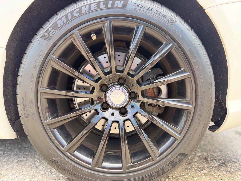 Used 2013 Mercedes-Benz SL 550 image 11
