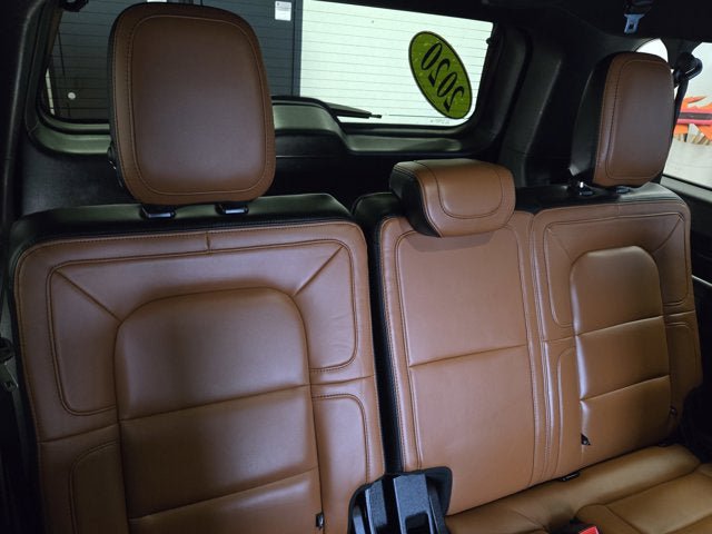 Used 2020 Lincoln Navigator L Reserve image 11