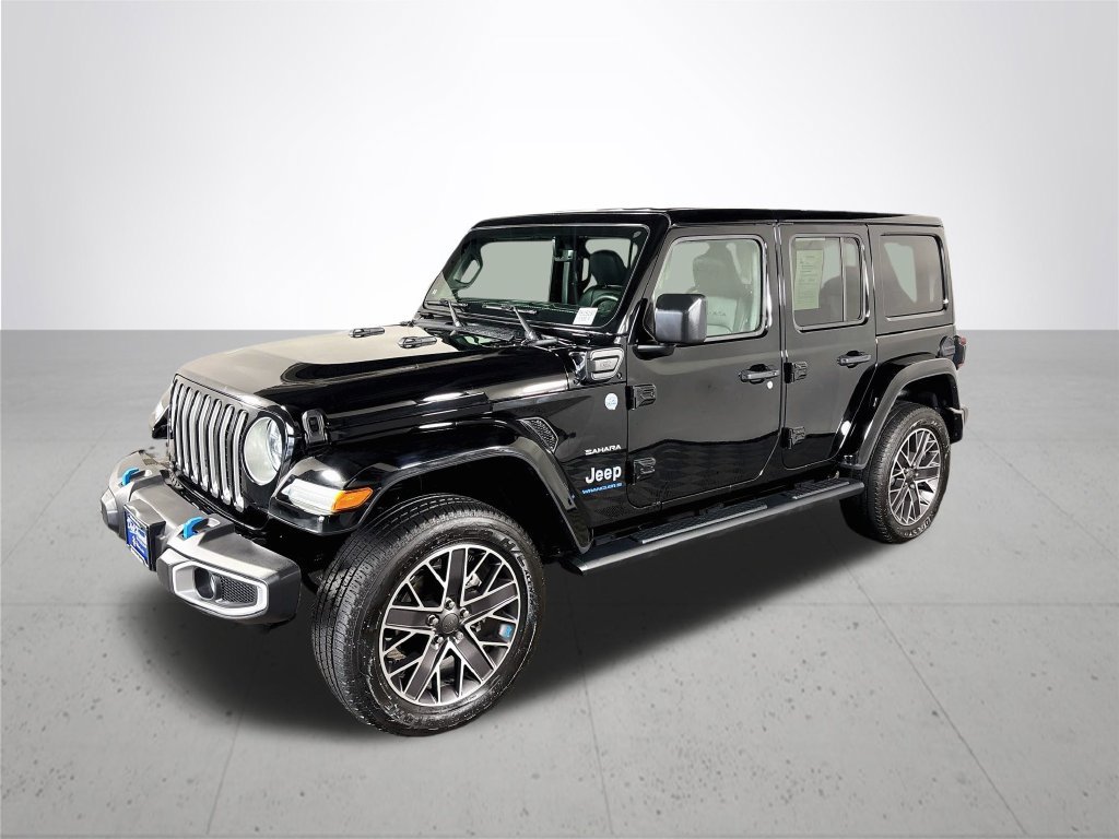 Certified 2023 Jeep Wrangler Unlimited Sahara w/ Cold Weather Group AWD/4WD image 2