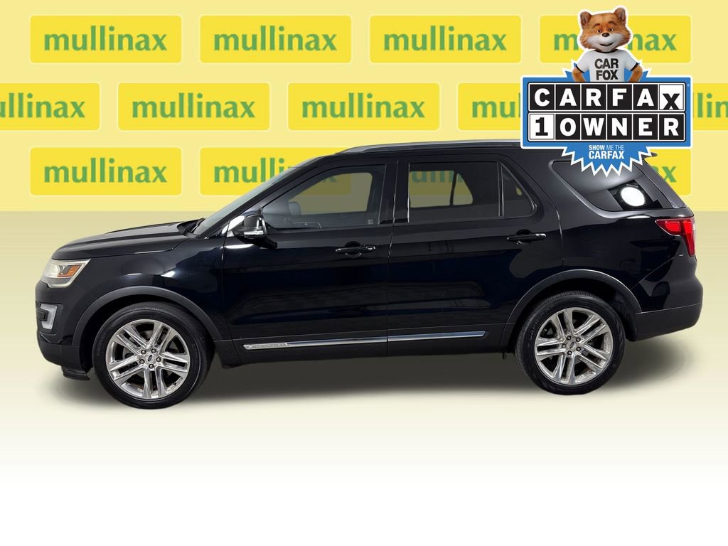 Used 2016 Ford Explorer XLT w/ Equipment Group 202A FWD image 12