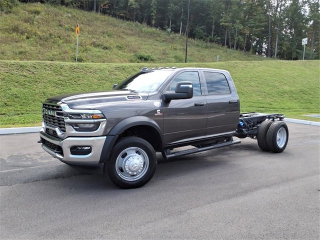 New 2026 RAM 4500 Tradesman w/ Chrome Appearance Group image 1