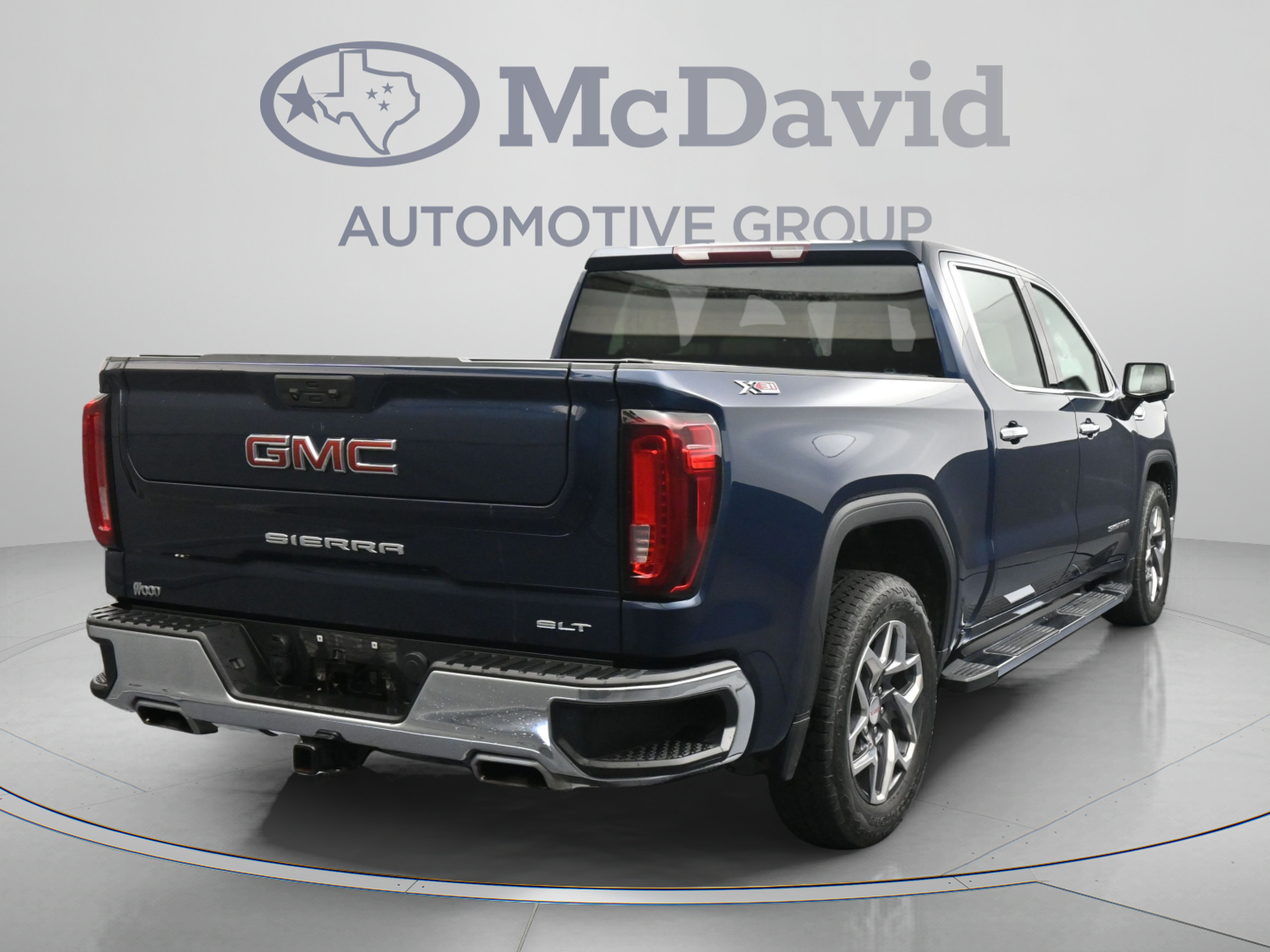 Used 2023 GMC Sierra 1500 SLT AWD/4WD image 8