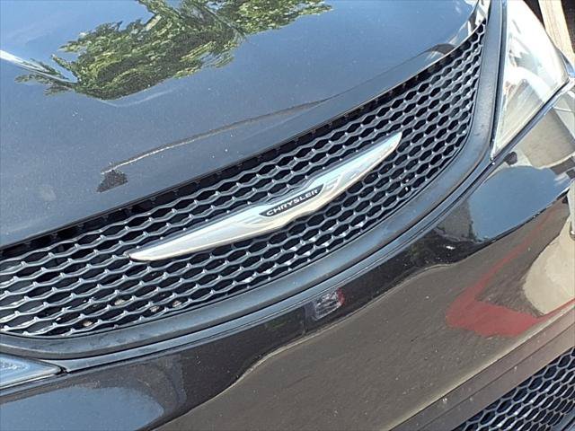 Certified 2023 Chrysler Voyager LX FWD image 29