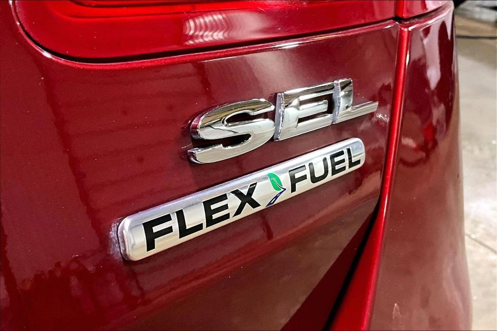 Used 2013 Ford Taurus SEL image 25