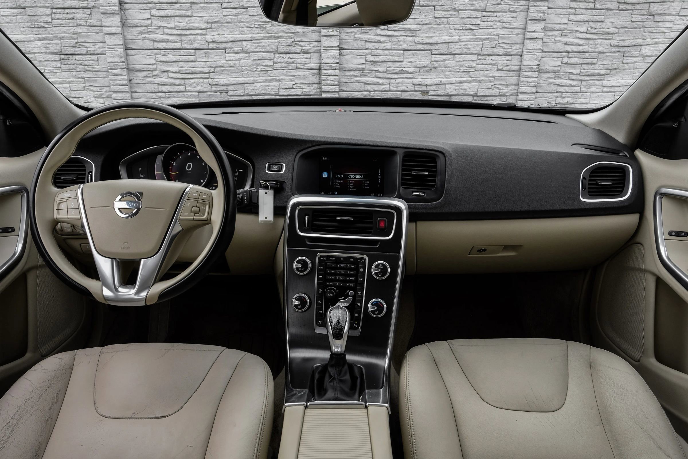 Used 2015 Volvo S60 T5 Premier image 13