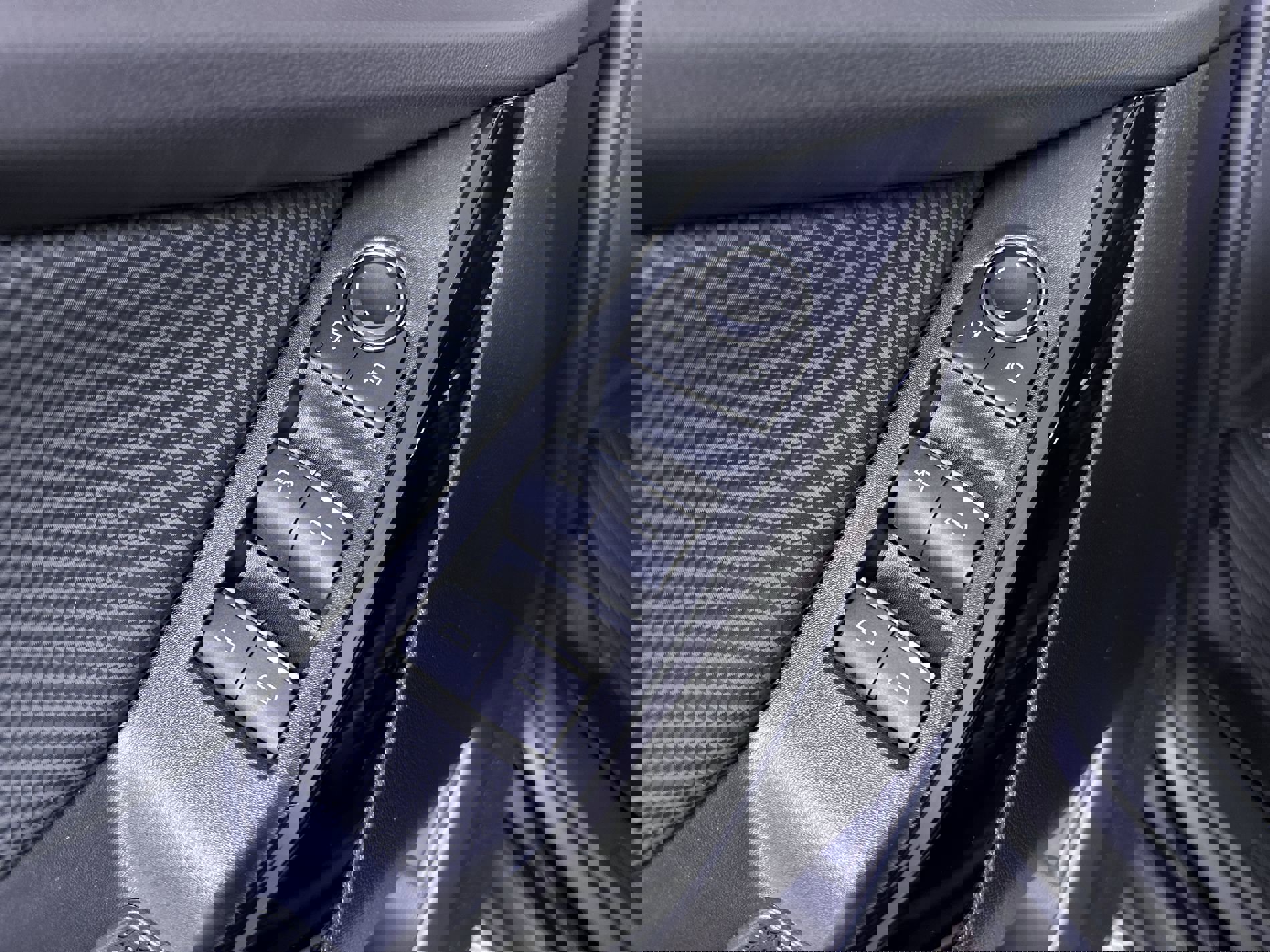 New 2026 Chevrolet Equinox RS image 58