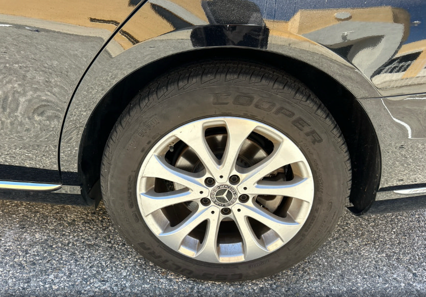 Used 2019 Mercedes-Benz E 300 image 12