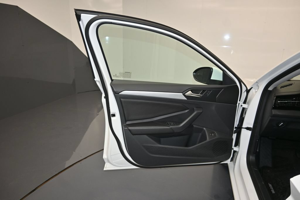 Used 2026 Volkswagen Jetta S FWD image 10
