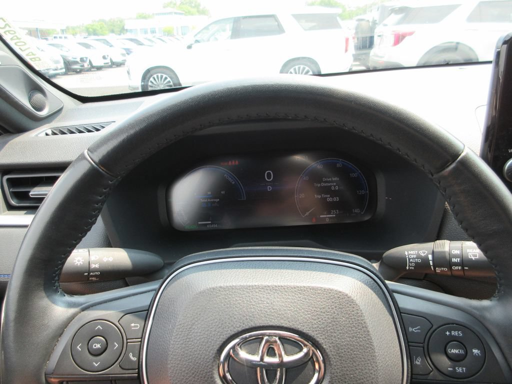 Used 2024 Toyota RAV4 XSE w/ Advanced Technology Package AWD/4WD image 28