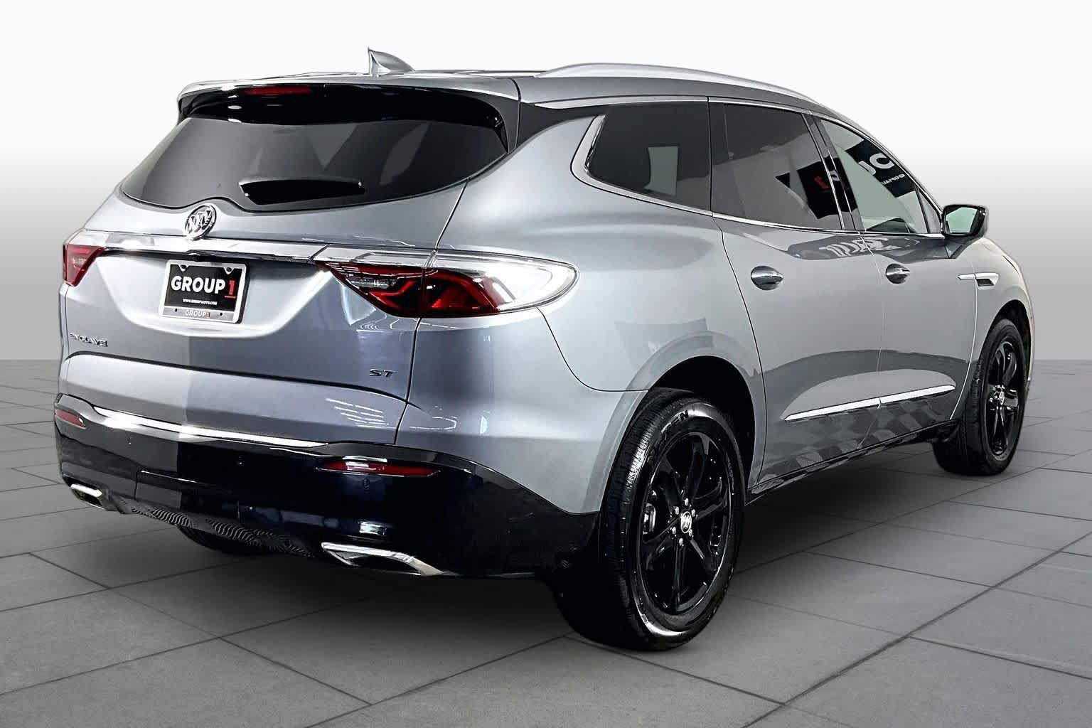 Certified 2023 Buick Enclave Essence w/ Sport Touring Edition FWD image 13