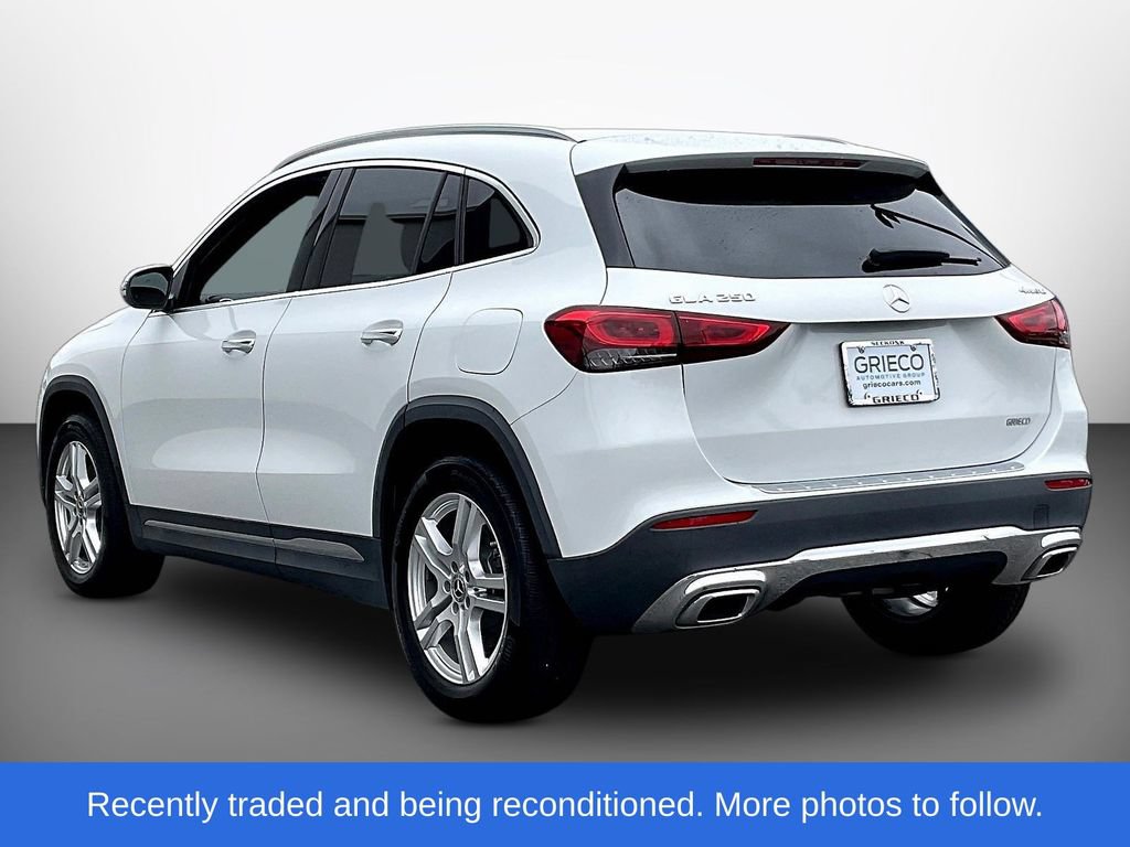 Used 2023 Mercedes-Benz GLA 250 4MATIC w/ Premium Package image 5