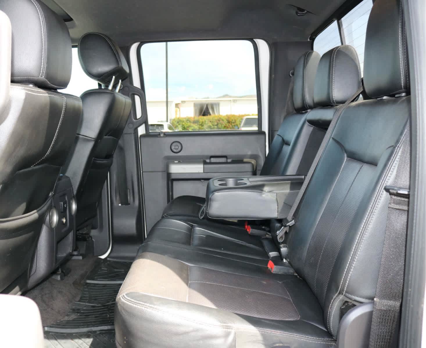 Used 2016 Ford F350 Lariat w/ Lariat Ultimate Package AWD/4WD image 27