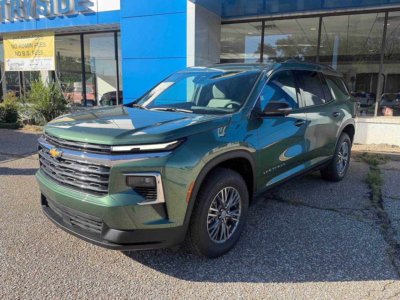 New 2027 Chevrolet Traverse LT w/ Driver Confidence Package FWD image 1