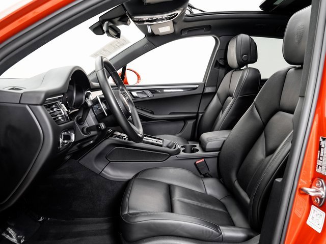 Used 2024 Porsche Macan image 6
