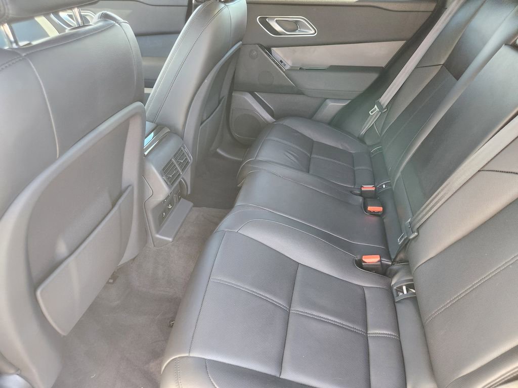 Used 2025 Land Rover Range Rover Velar Dynamic SE image 19