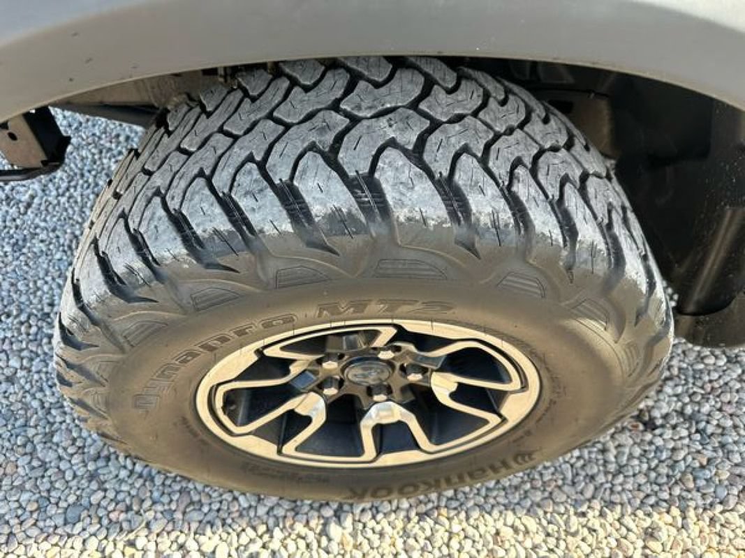 Used 2017 RAM 1500 Rebel w/ Luxury Group AWD/4WD image 37