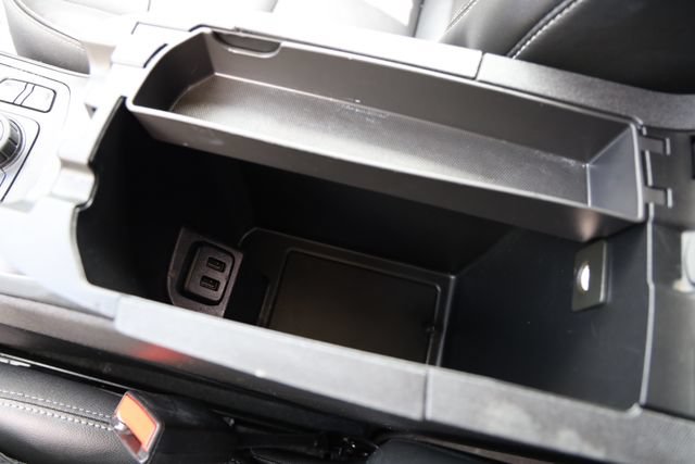 Used 2022 GMC Terrain SLT w/ LPO, Cargo Package FWD image 27