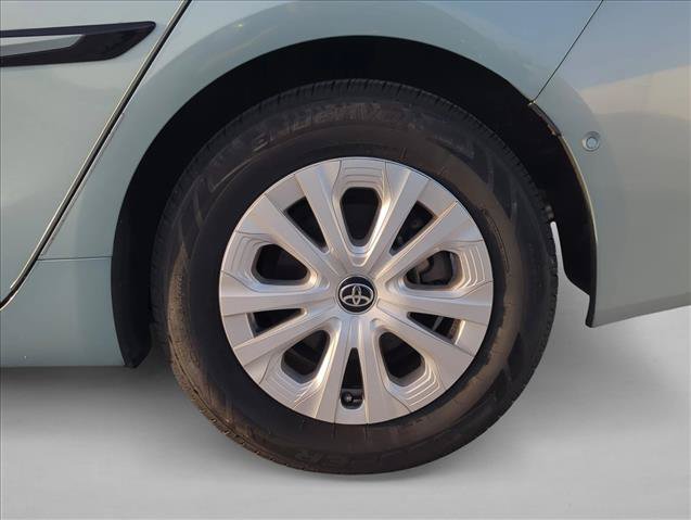 Used 2020 Toyota Prius LE w/ Protection Package #2 FWD image 7