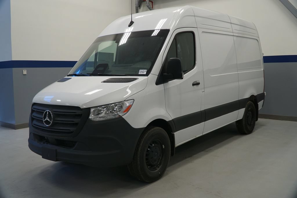 New 2025 Mercedes-Benz Sprinter 2500 image 3