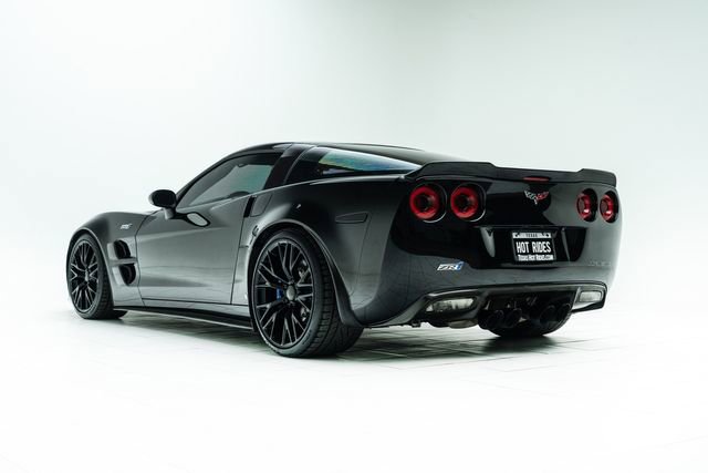 Used 2009 Chevrolet Corvette ZR1 w/ Preferred Equipment Group RWD image 17