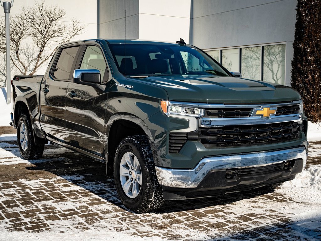 Used 2025 Chevrolet Silverado 1500 LT image 12