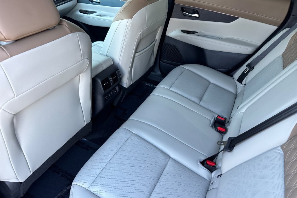 Used 2026 Nissan Murano Platinum w/ Cargo Package AWD/4WD image 11