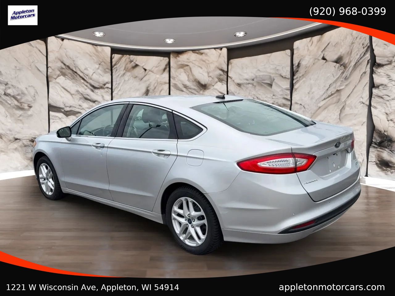 Used 2014 Ford Fusion SE w/ Equipment Group 202A FWD image 7