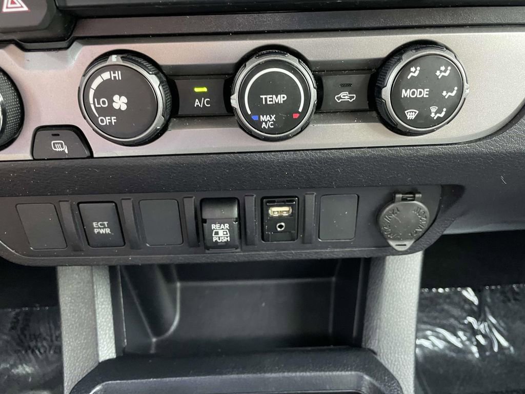 Used 2019 Toyota Tacoma SR5 image 40