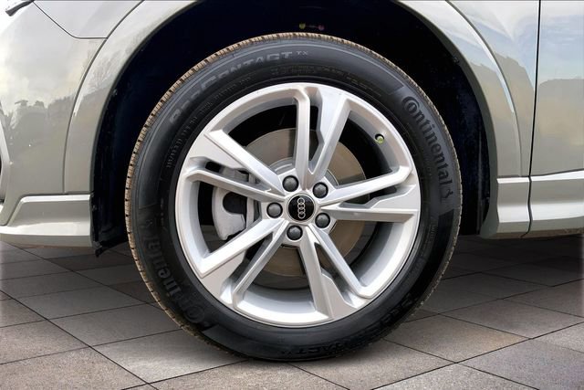 Used 2023 Audi Q3 2.0T Premium Plus w/ Premium Plus Package image 9