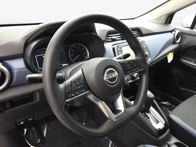 Used 2025 Nissan Versa SV w/ Trunk Package FWD image 16