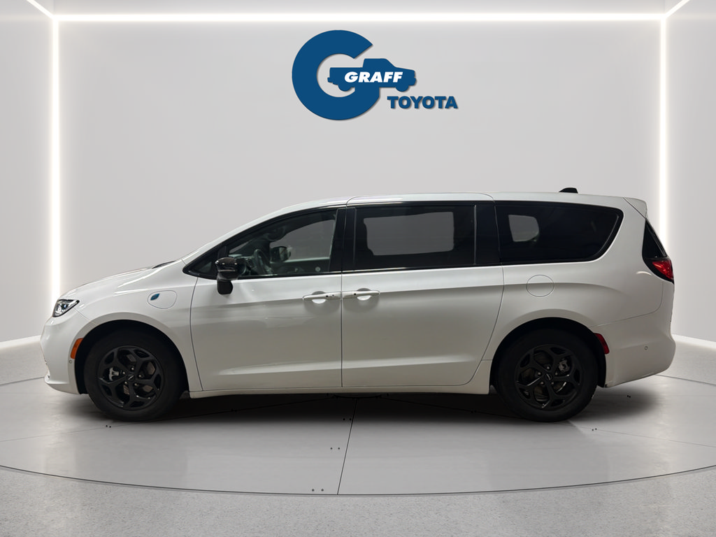 Used 2024 Chrysler Pacifica Limited FWD image 12
