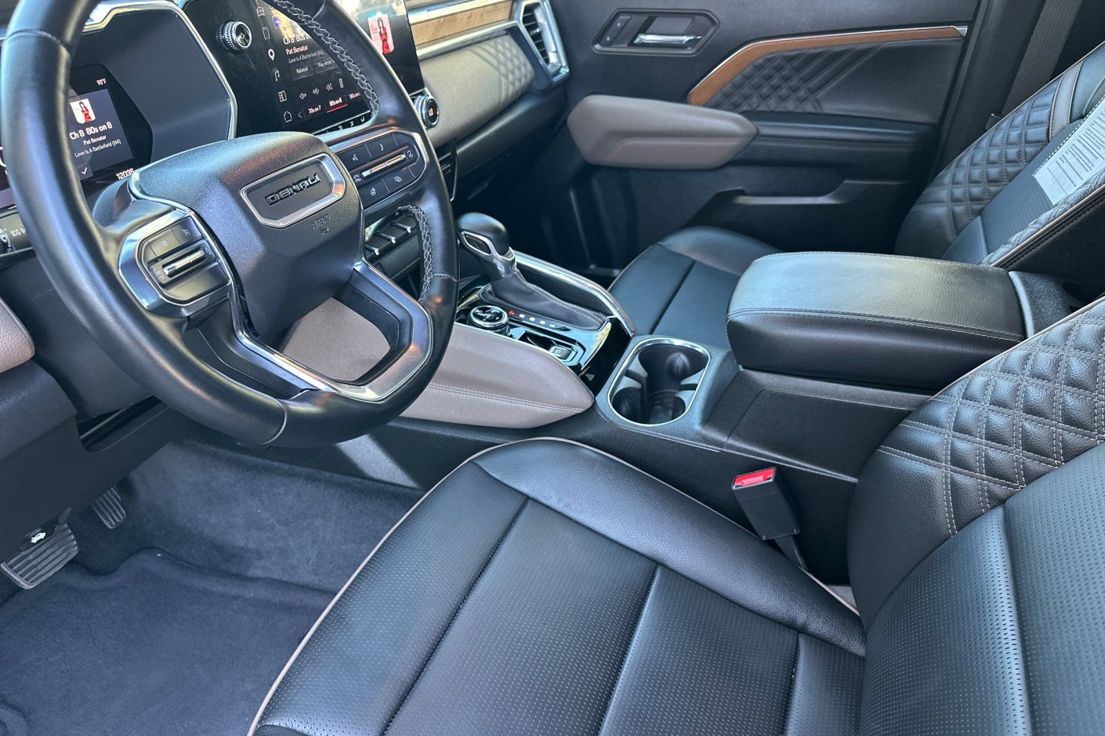 Used 2023 GMC Canyon Denali AWD/4WD image 10