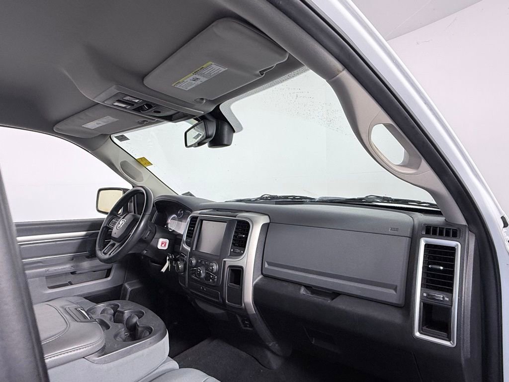 Used 2013 RAM 1500 Classic SLT image 24