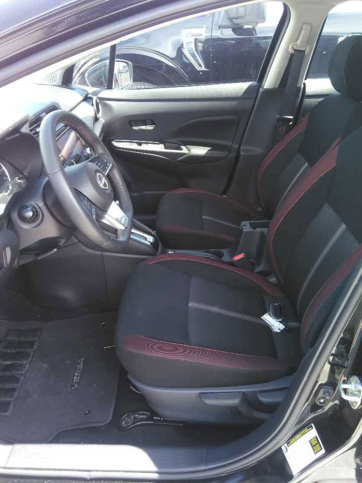 Certified 2024 Nissan Versa SR FWD image 3