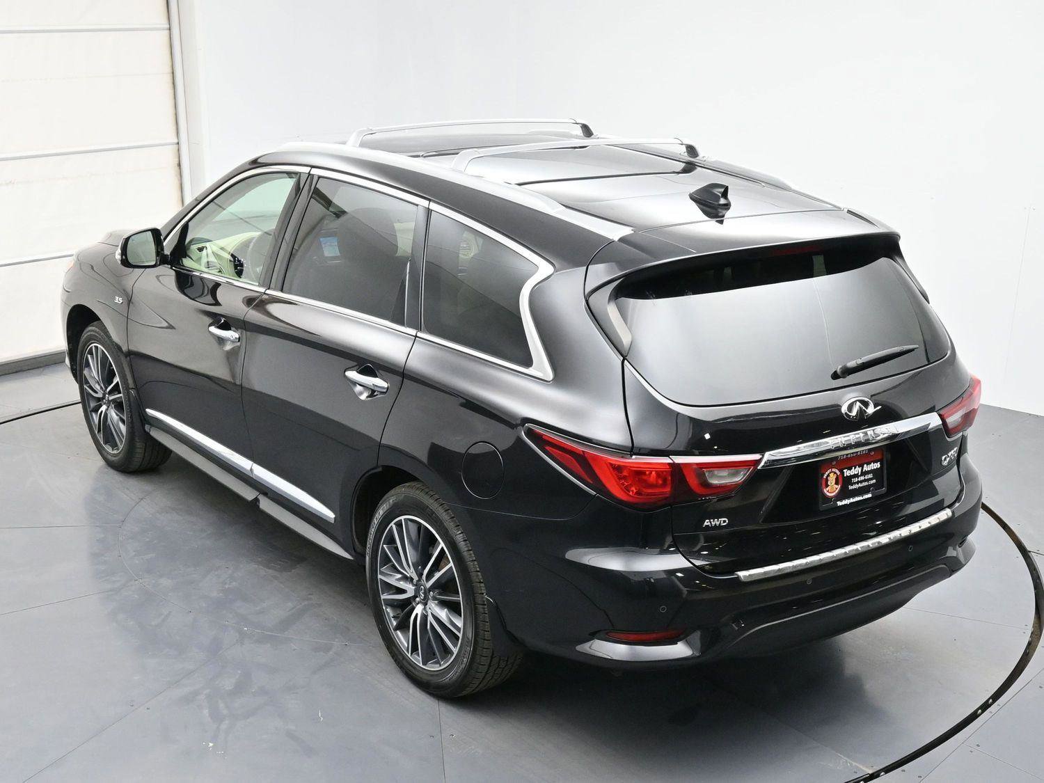 Used 2020 INFINITI QX60 Luxe w/ Sensory Package AWD/4WD image 34