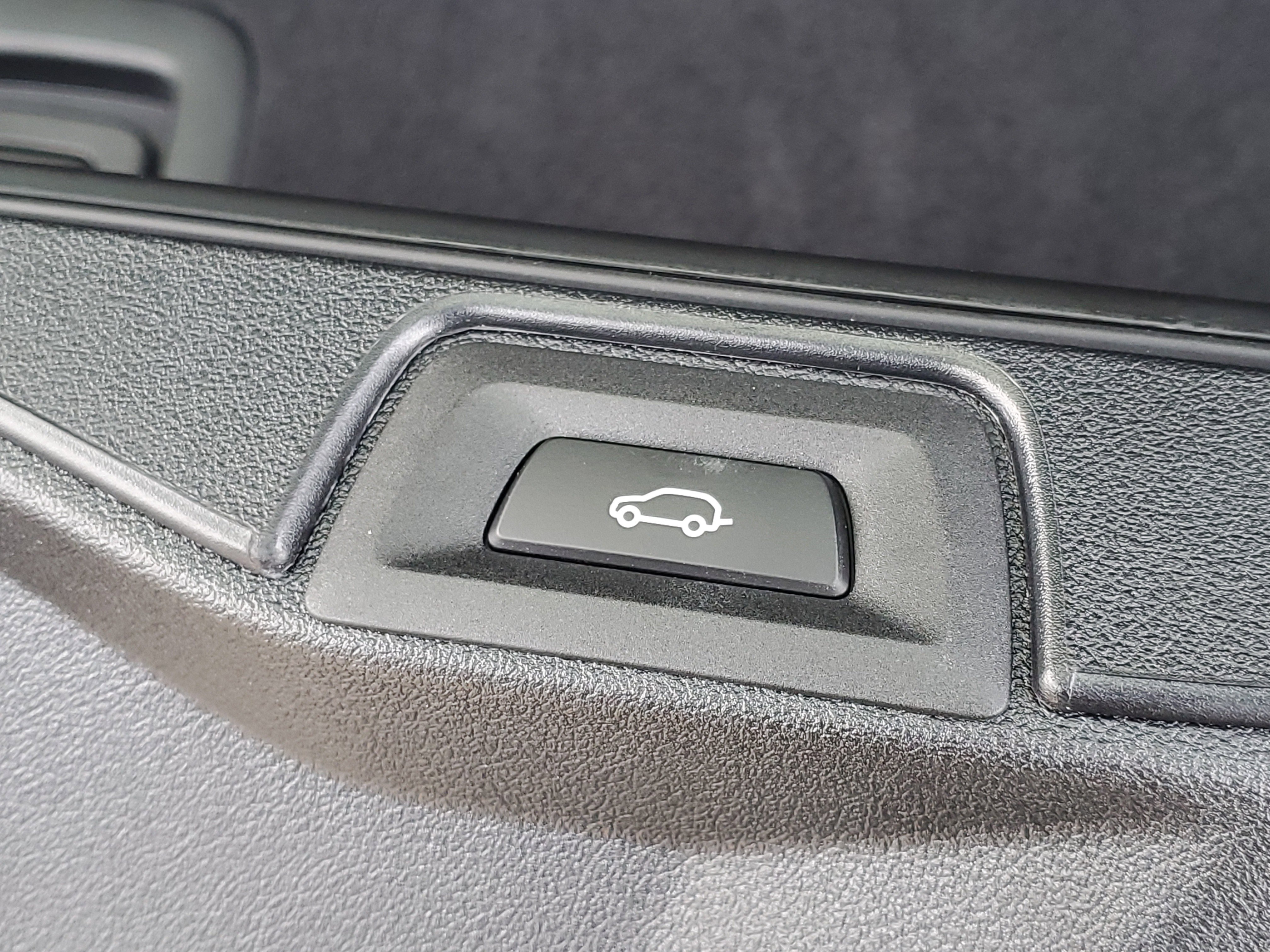 New 2026 BMW X5 xDrive40i w/ Climate Comfort Package image 27